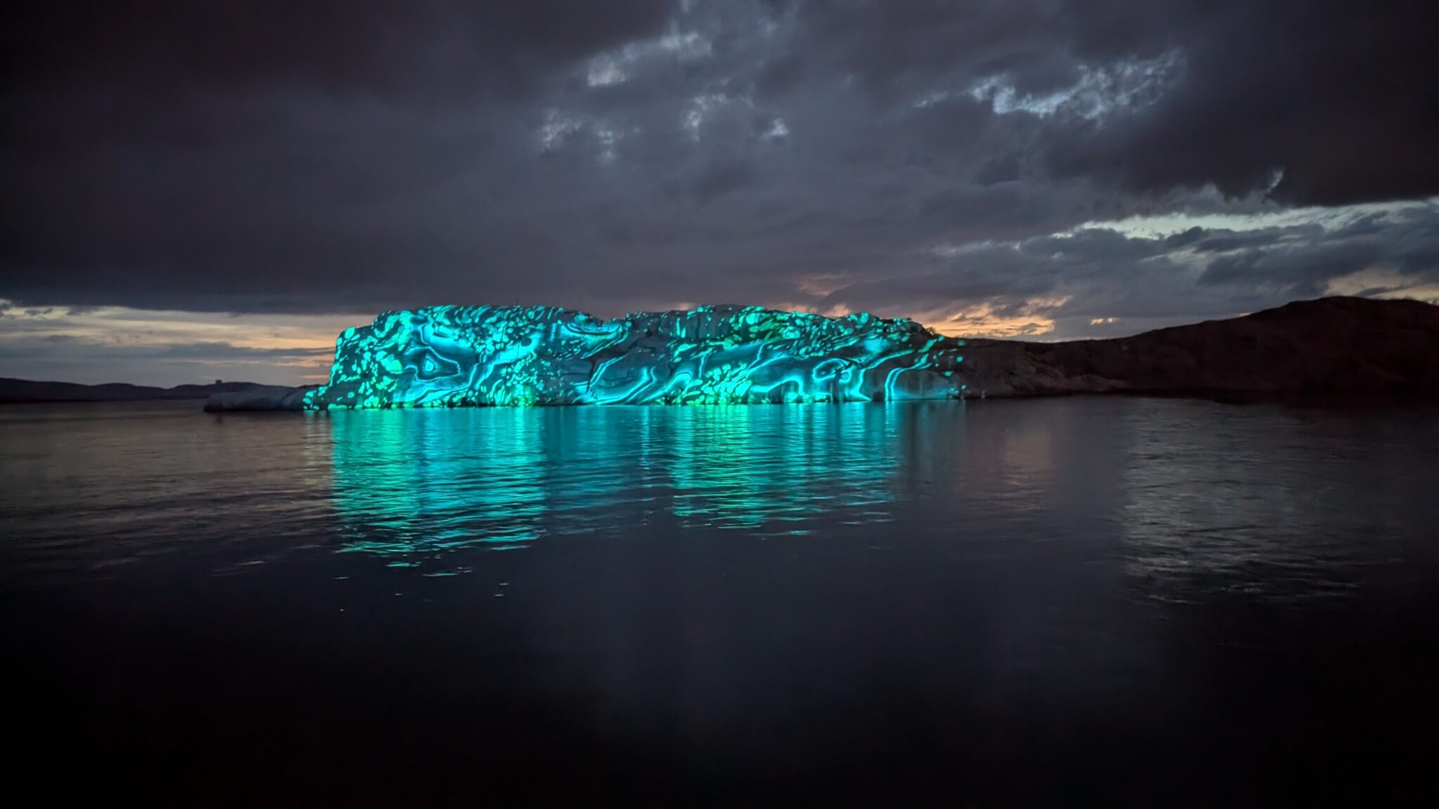 Island of Light, Smögen
